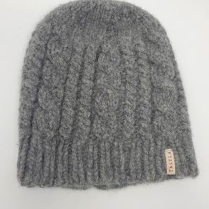 Aritzia angora knit wool hat